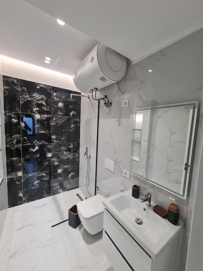 Am Luxury Apartment تيرانا المظهر الخارجي الصورة