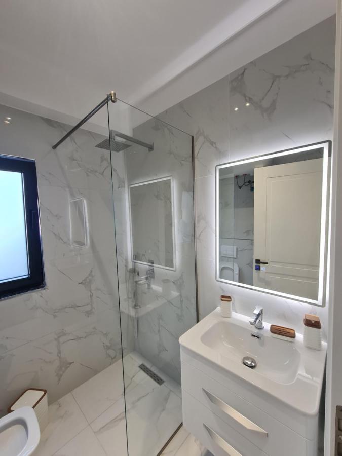 Am Luxury Apartment تيرانا المظهر الخارجي الصورة